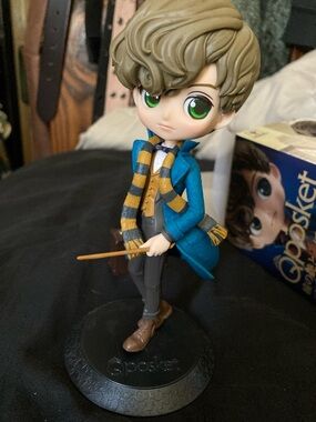 Newt Scamander Qposket